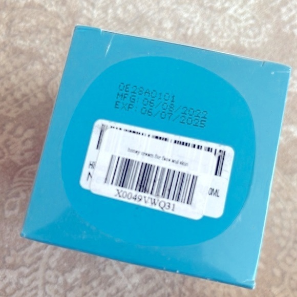 Brand New Lot of Body Firming Creams Bum Bum Facial Tightening Moisturizers - Picture 15 of 16